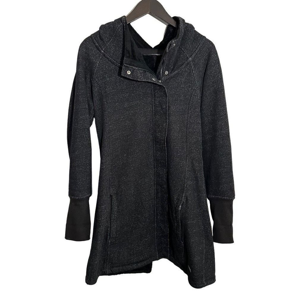 The North Face woman’s black fleece parka size M